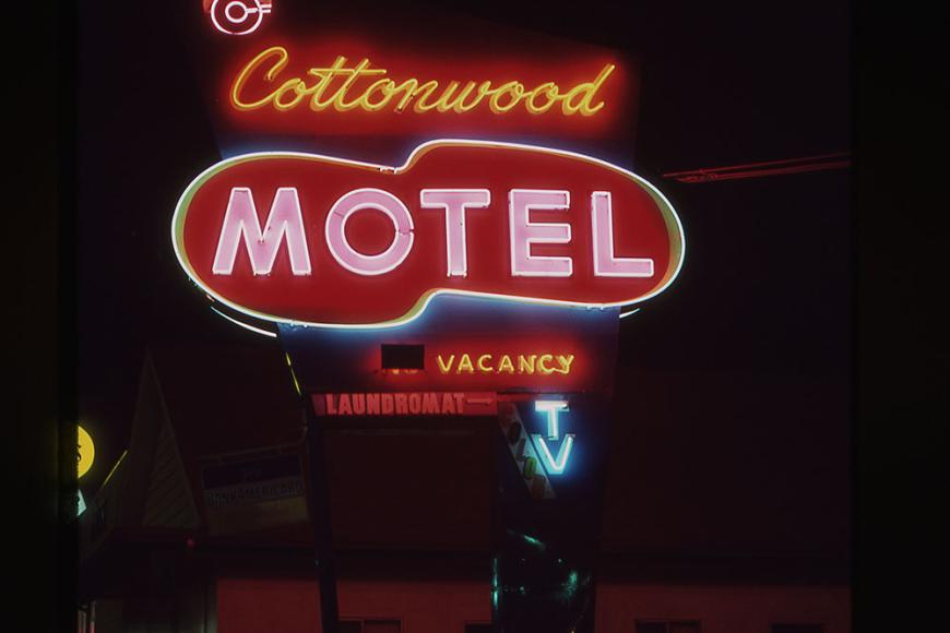 Cottonwood Motel