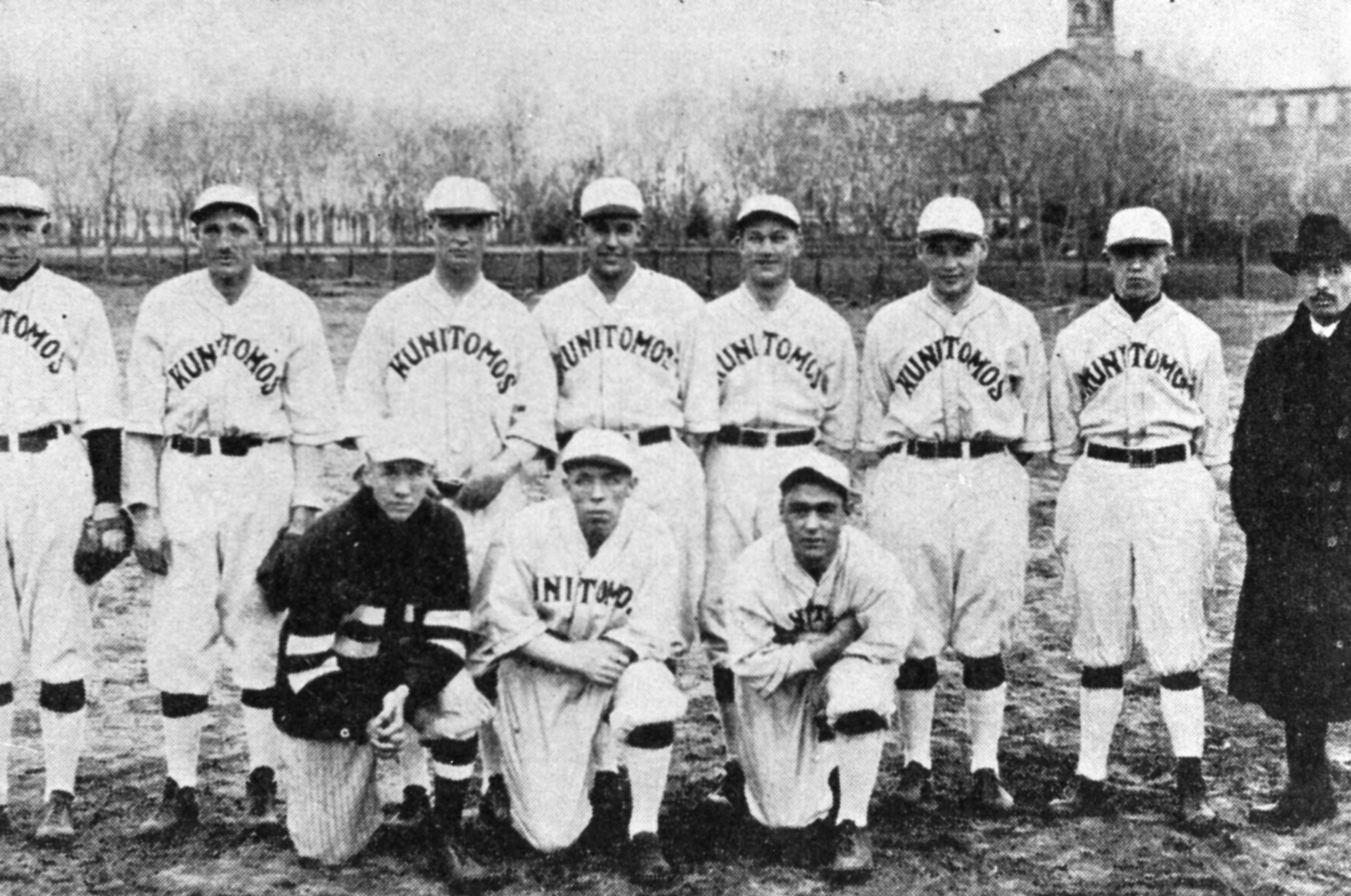 Kunitomos baseball team, Denver, 1920