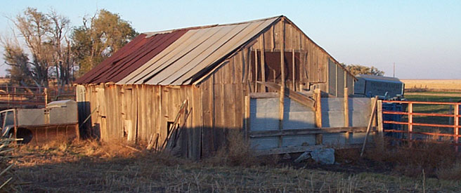 Barn at the J.A. Lindahl & Co. farm.