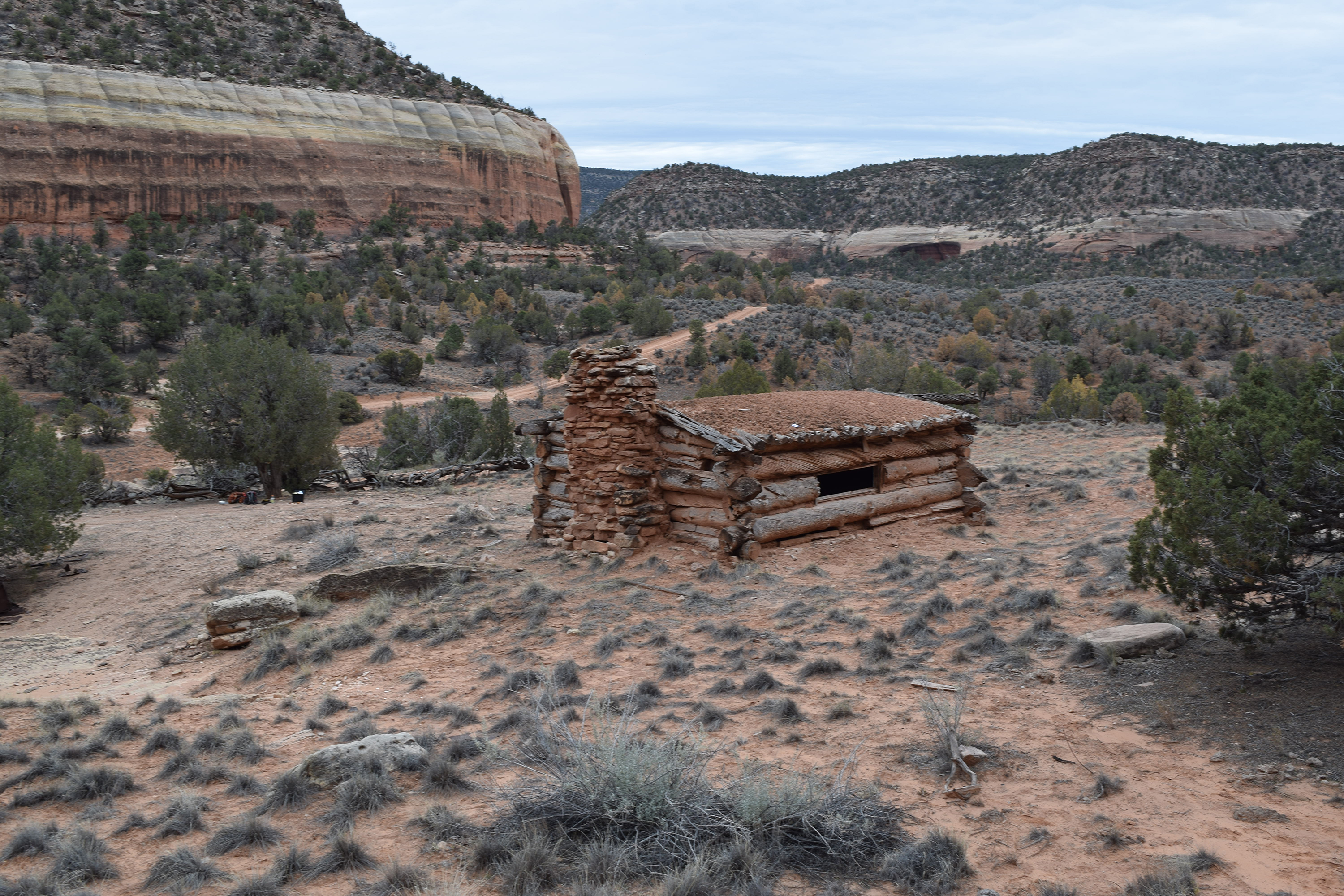 A photo of the Henry Huff Cabin.