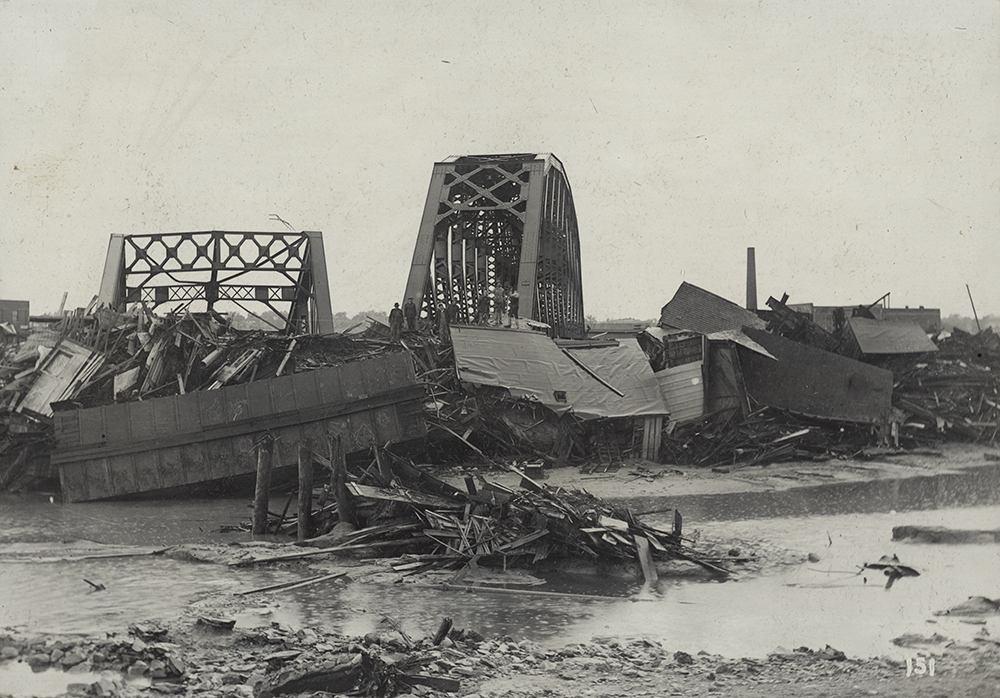 Rio Grande and Santa Fe Bridges, Pueblo flood of 1921