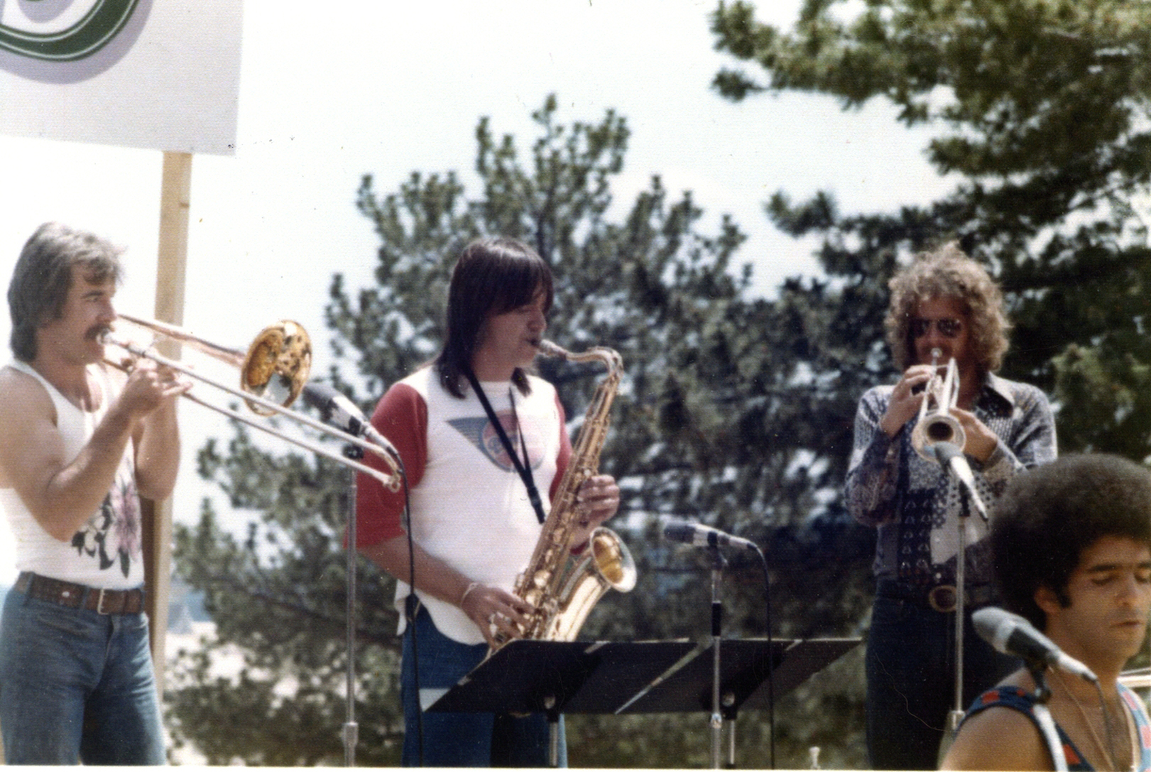 The band Chicago performed at Caribou Ranch.