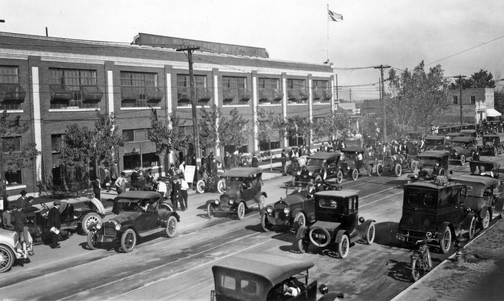 Drivers navigate Denver traffic in the early 1920s