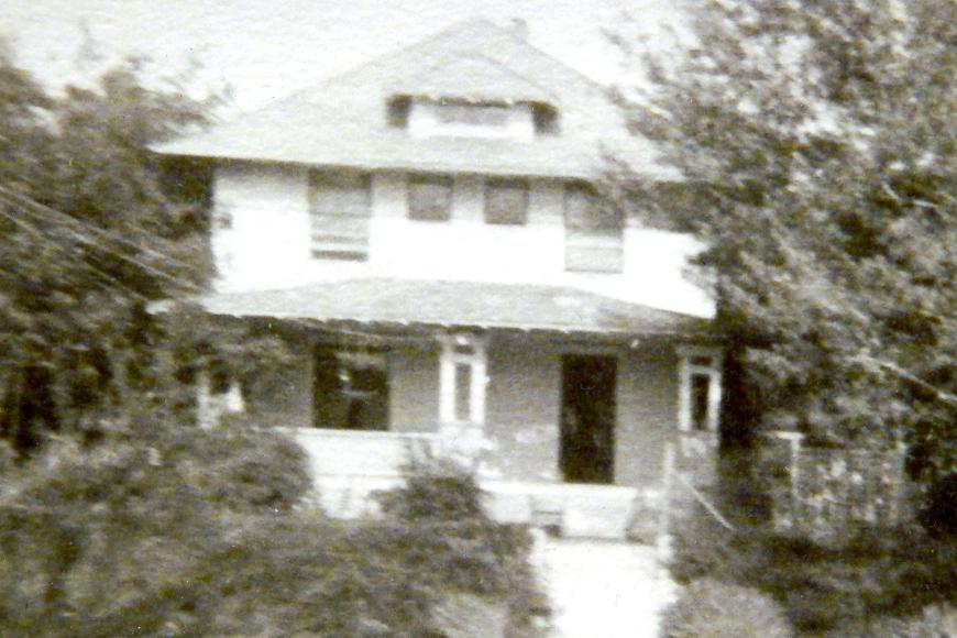 Mortensen family home built around 1915.