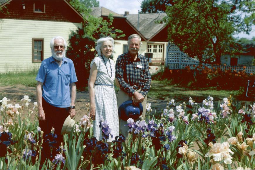 Long's Gardens second generation, Carleton, Elizabeth and Everett Long, late 1980s.