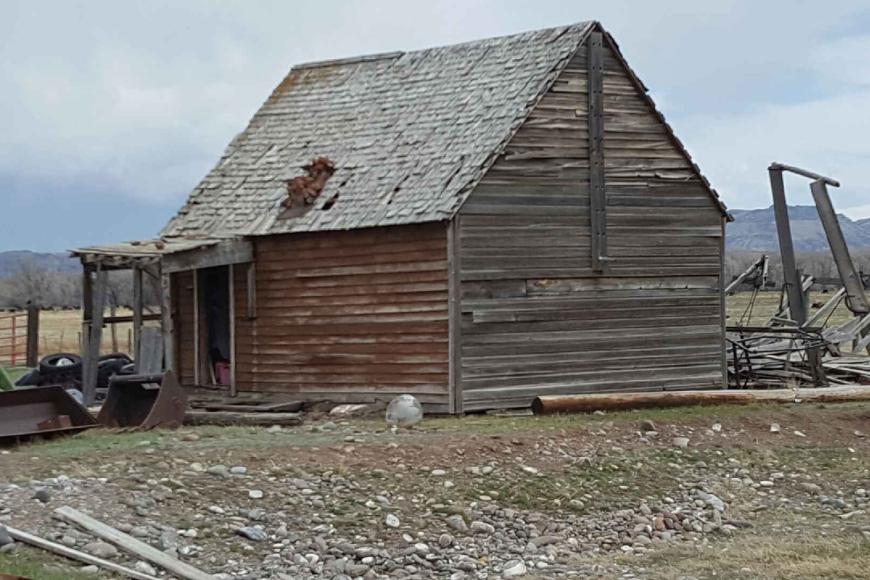 2016 photo of the Knoblauch Ranch pre-1930, wood frame hired man house.