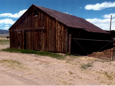 Picture of a barn.
