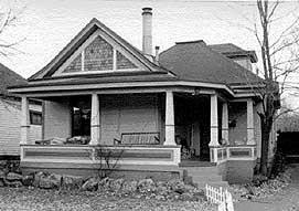A black-and-white image showing an example of an Edwardian style house in Boulder.